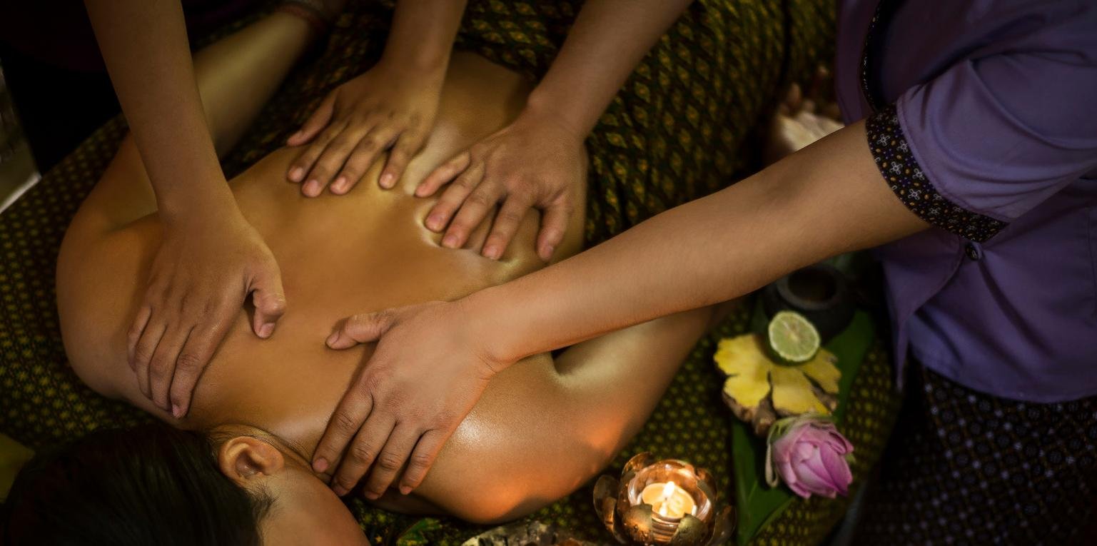 Four Hand Massage